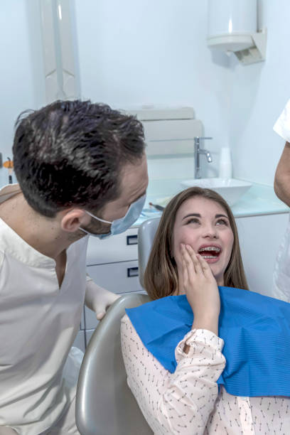 Professional Emergency Dental Service in FL